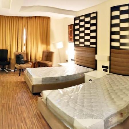 The Checkers Hotel Madras Kamer foto